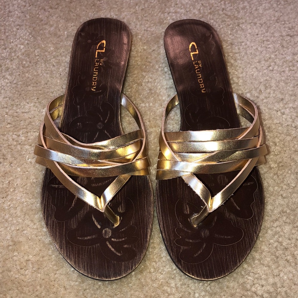 CL by Laundry Shara Sandals Size 9 M Color Gold
